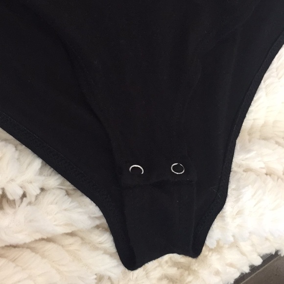 Black Deep-V Cut Bodysuit White Accent Size S - Picture 3 of 8